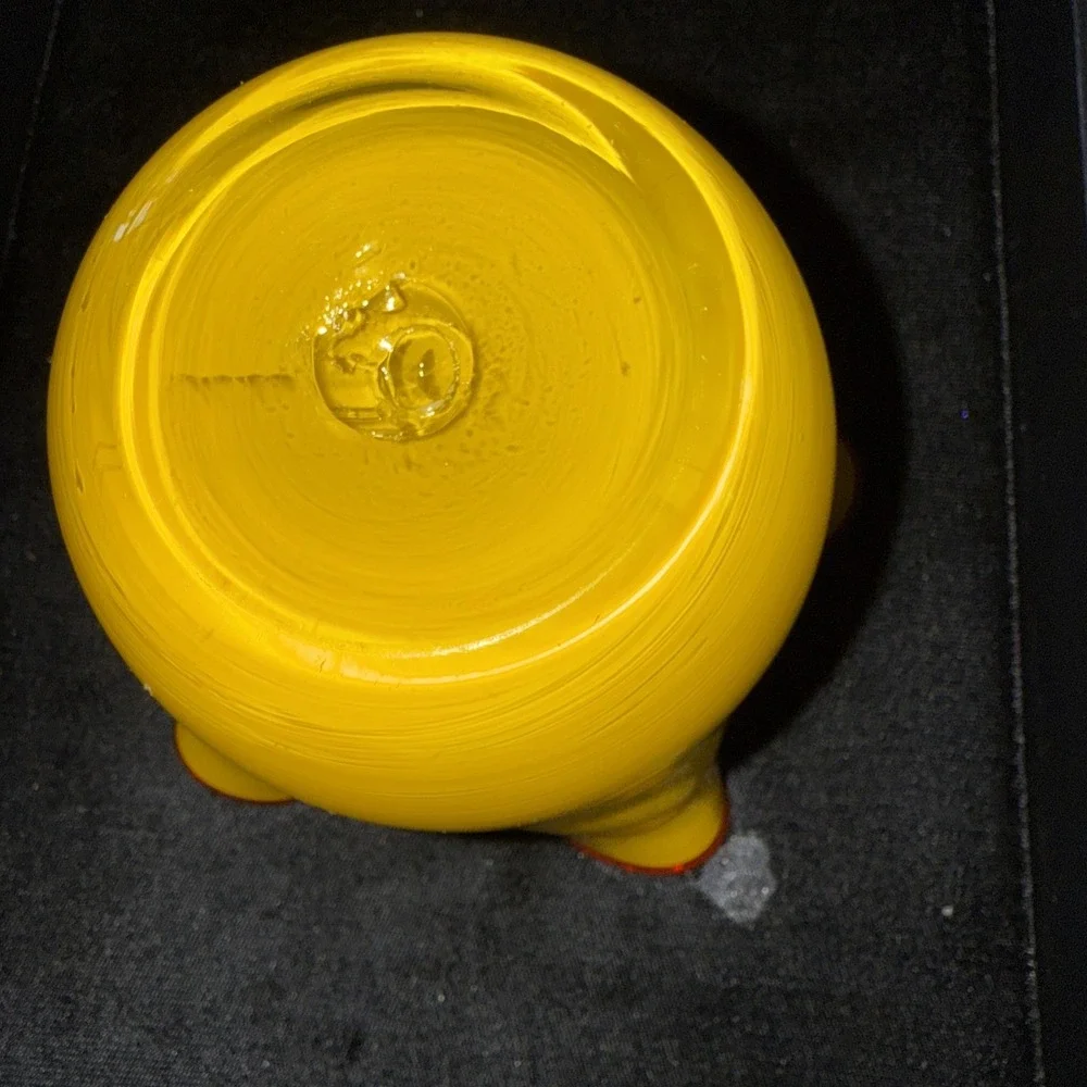 TWO'S COMPANY YELLOW w RED RIM BLOWN GLASS VASE WAVY‎ No Callouts 4995
